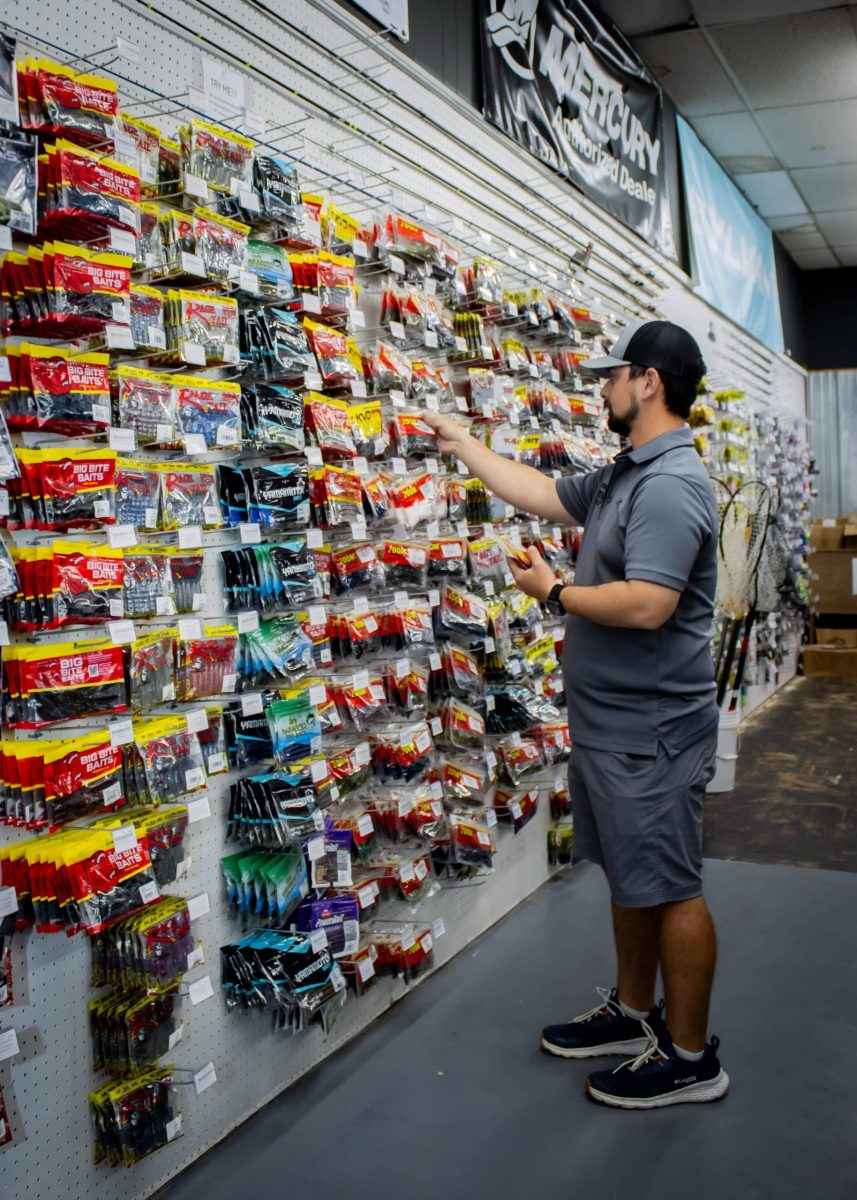 Boat sales, parts and service at D'Arbonne Marine in Farmerville, LA.