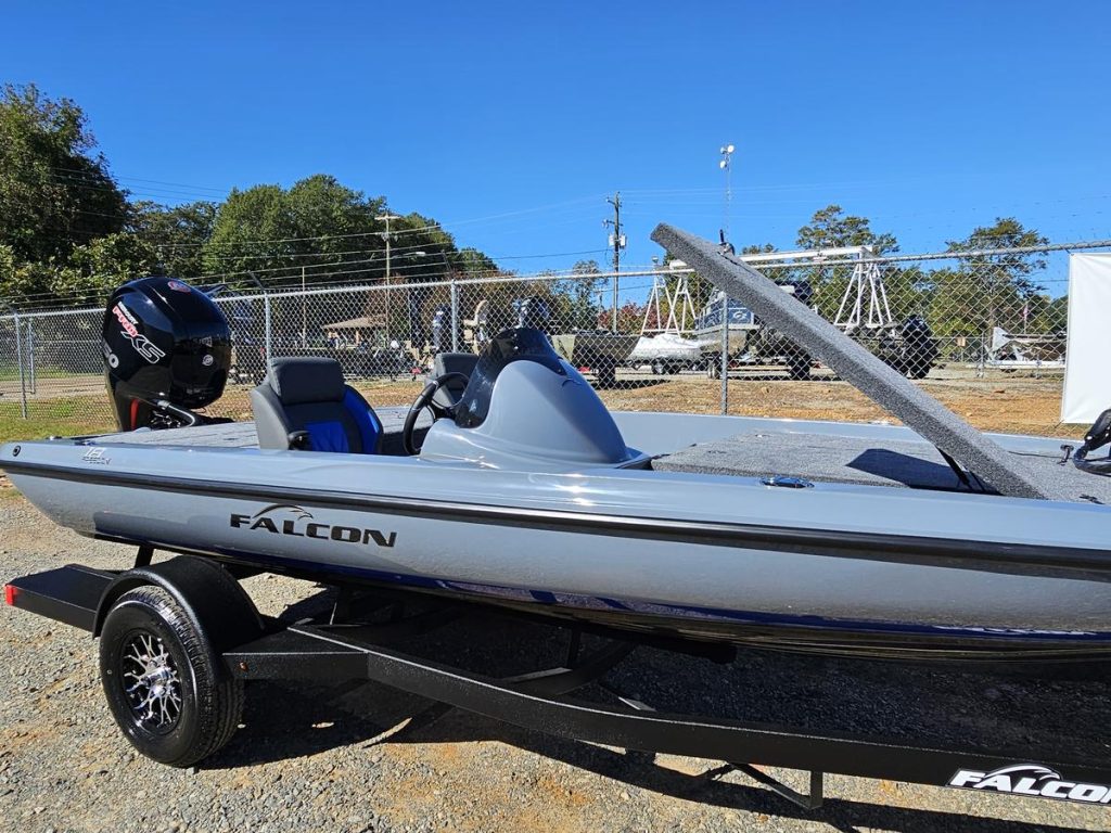 Boat sales, parts and service at D'Arbonne Marine in Farmerville, LA.